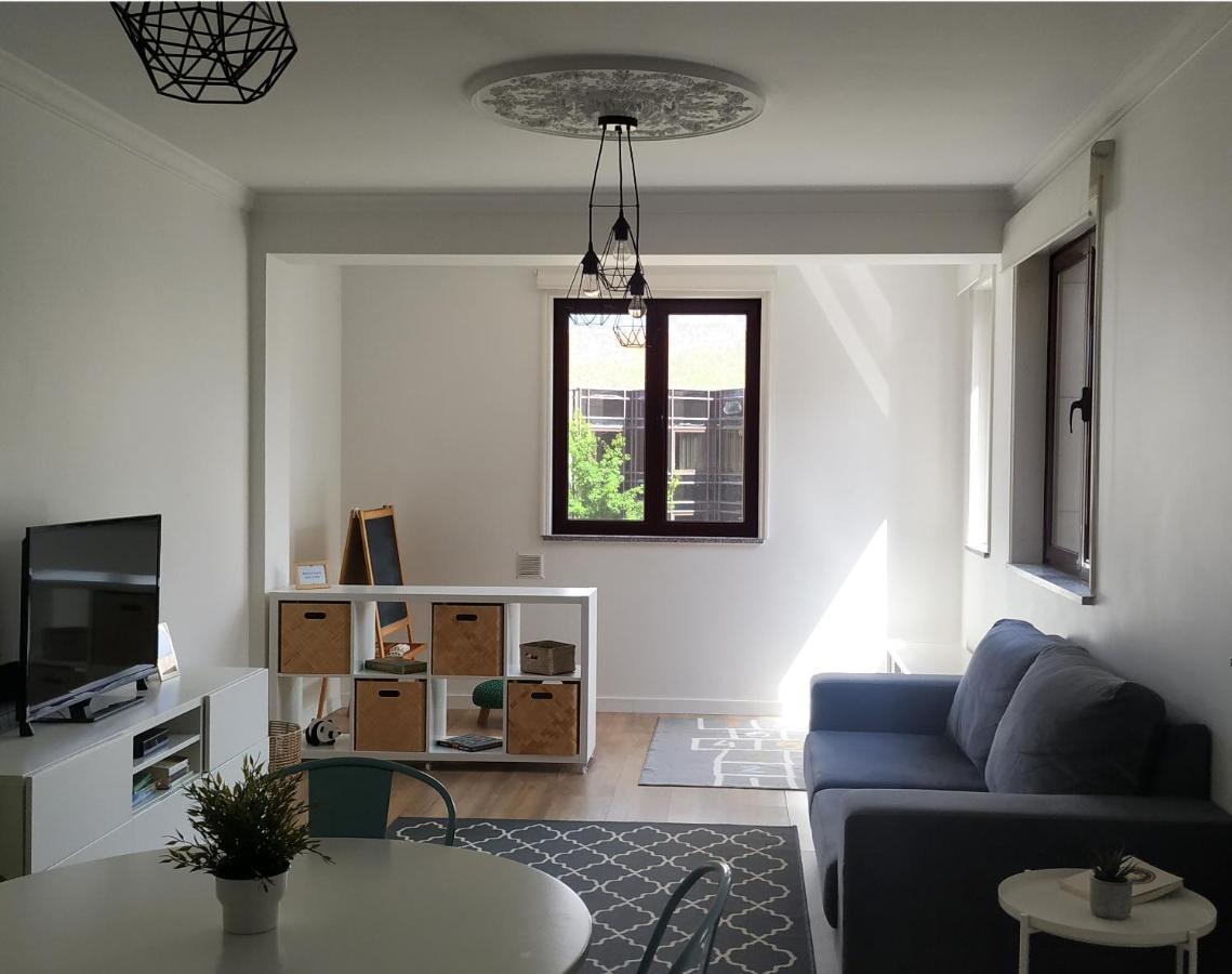 Amalia Rodrigues -Apartamento Com 3 Quartos Em Pleno Coracao De 伊利亚武 外观 照片